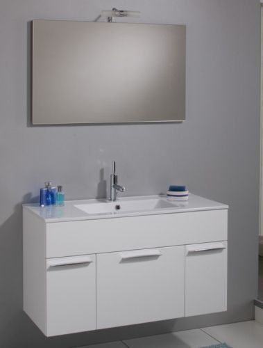 Mobile bagno Rossella bianco laccato completo di lavabo e specchio