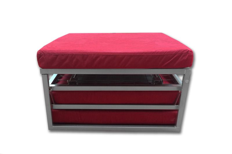 Pouf letto Venezia ad una piazza con materasso 72x45x73 in microfibra  bianco rosso o nero struttura in acciaio